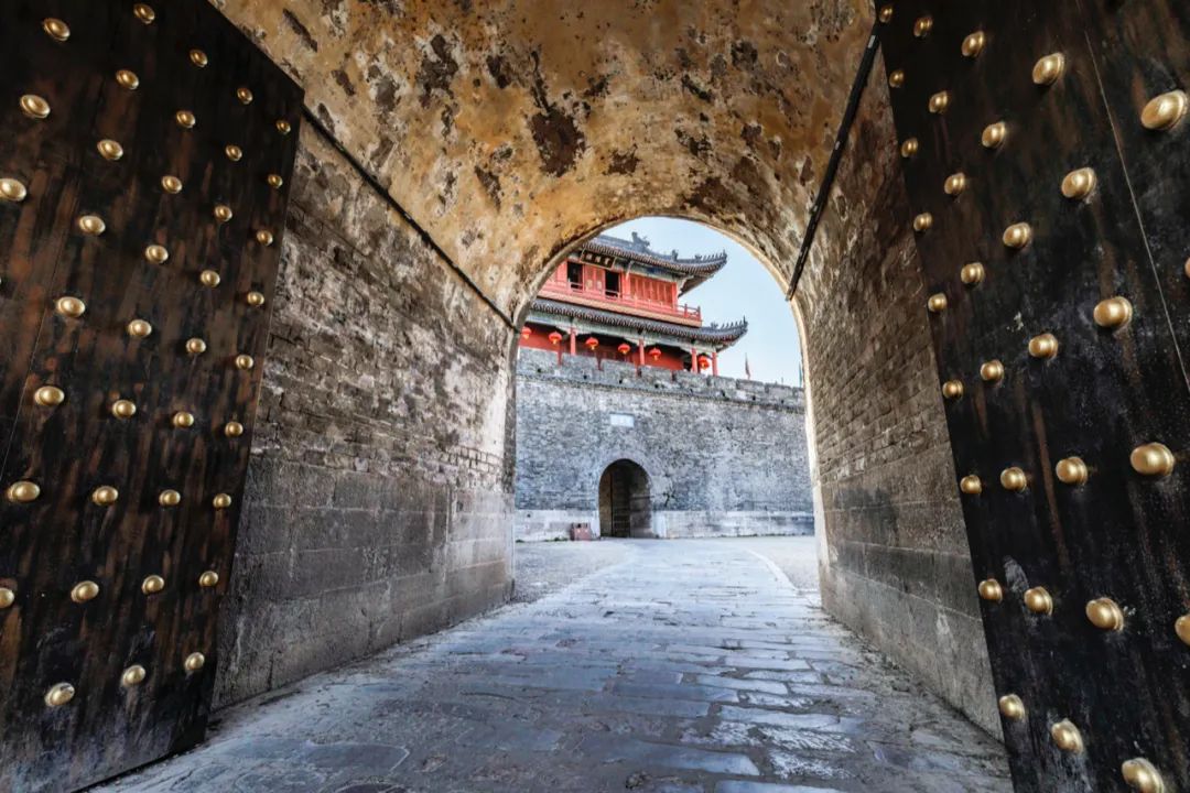 长江边好吃的地方,长江流域最好吃的城市