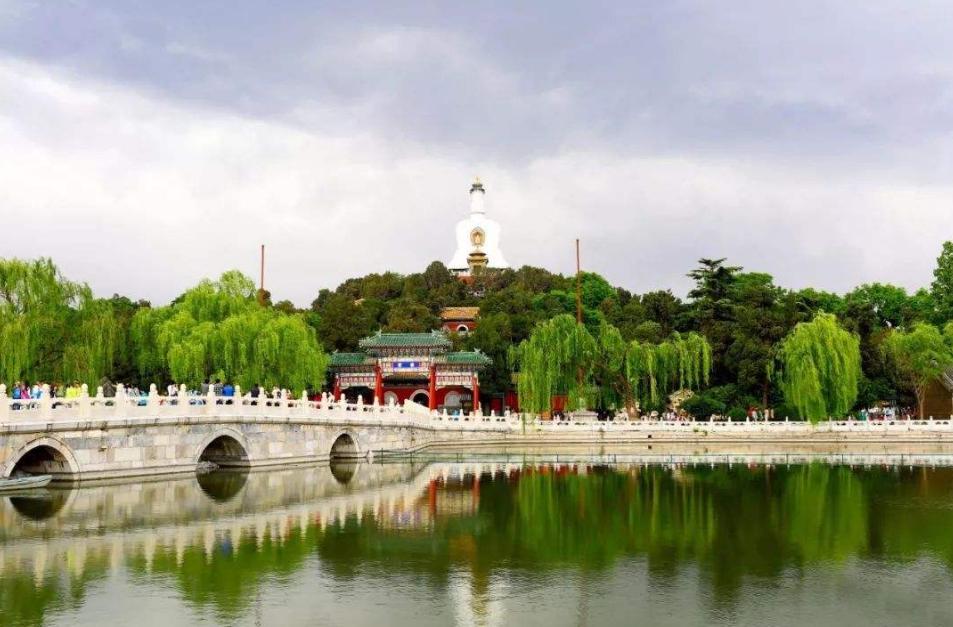 张传亮诗词潍坊,张传亮现代诗三首