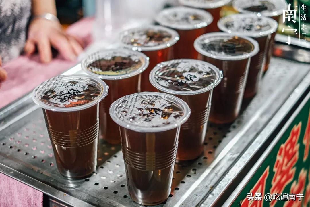 南宁最新最火的夜市街,曾经这条街很热闹现在却冷清