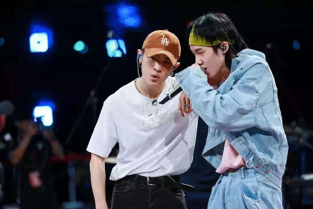 XXOO已经过时了,直男们现在最爱的是XXX!