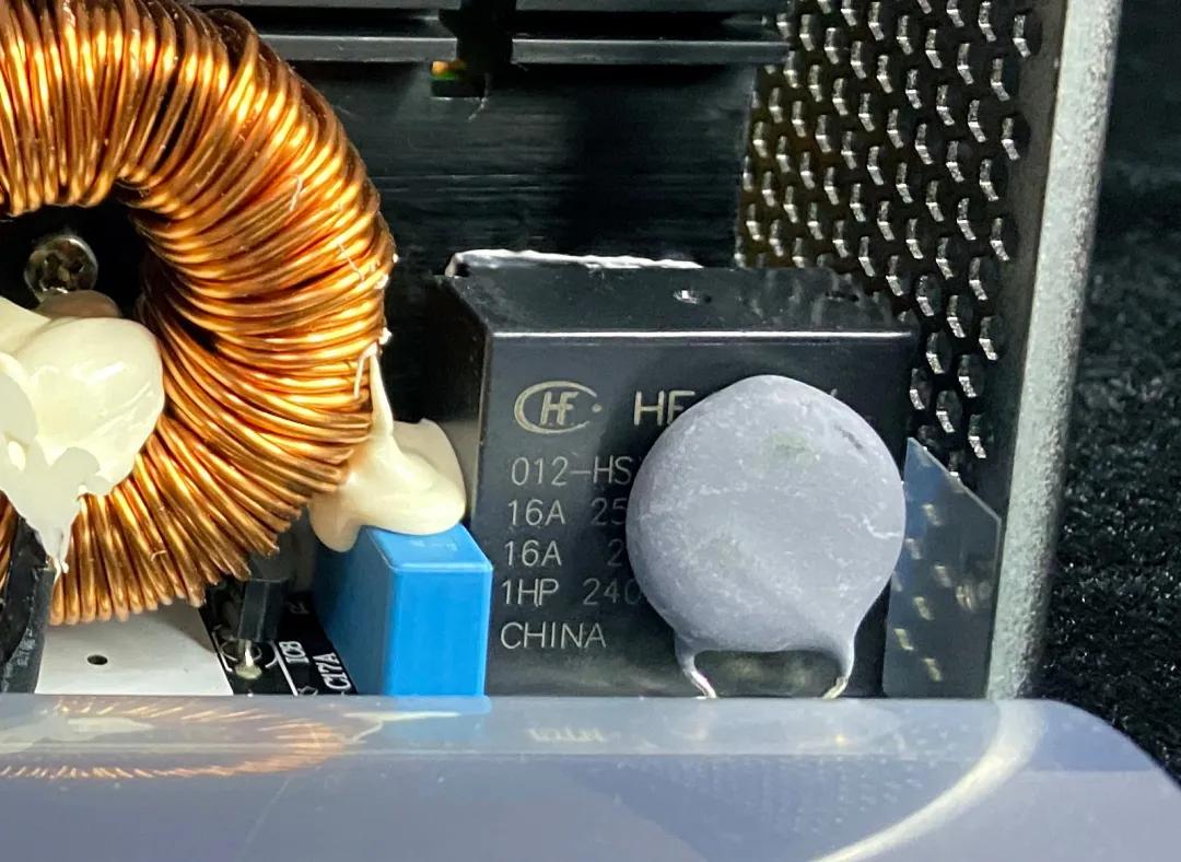 长城巨龙模组电源拆解视频,长城矿龙电源1250瓦重量