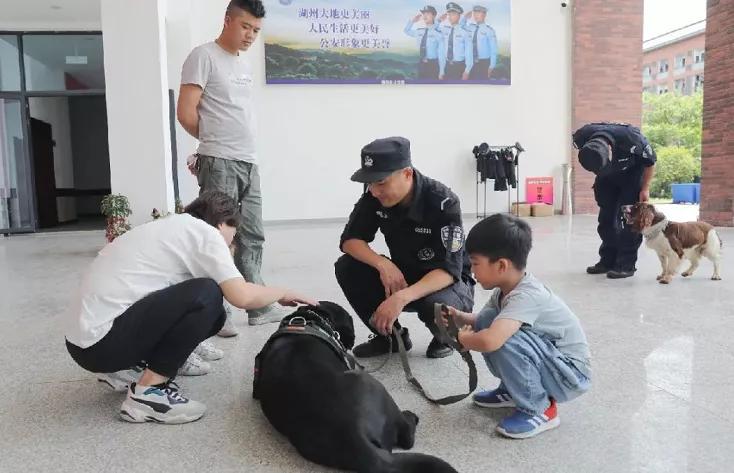 爱要爱到意想不到,暖警爱警从心开始