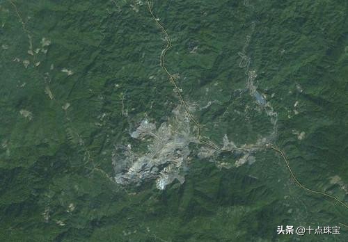 缅甸赌石翡翠原石场口,常见翡翠赌石与场口组图