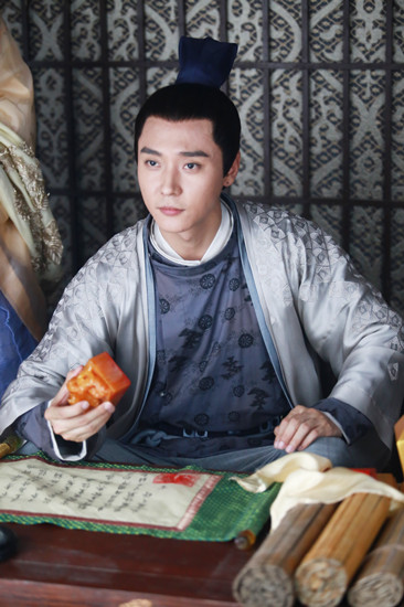 花千骨爱过东方彧卿,花千骨东方彧卿吻千骨