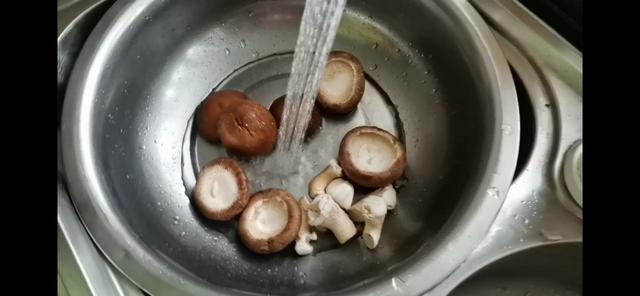 早餐简单做法烧卖,烧麦怎么做最简单并且特好吃