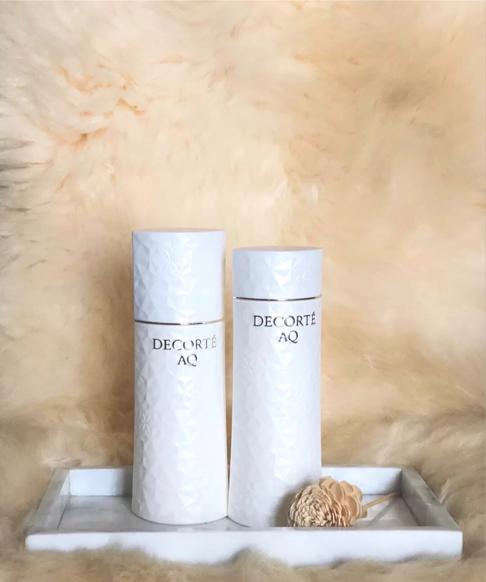 对袁冰妍路转粉了，分享护肤品全是大牌，不开美颜的样子好显小