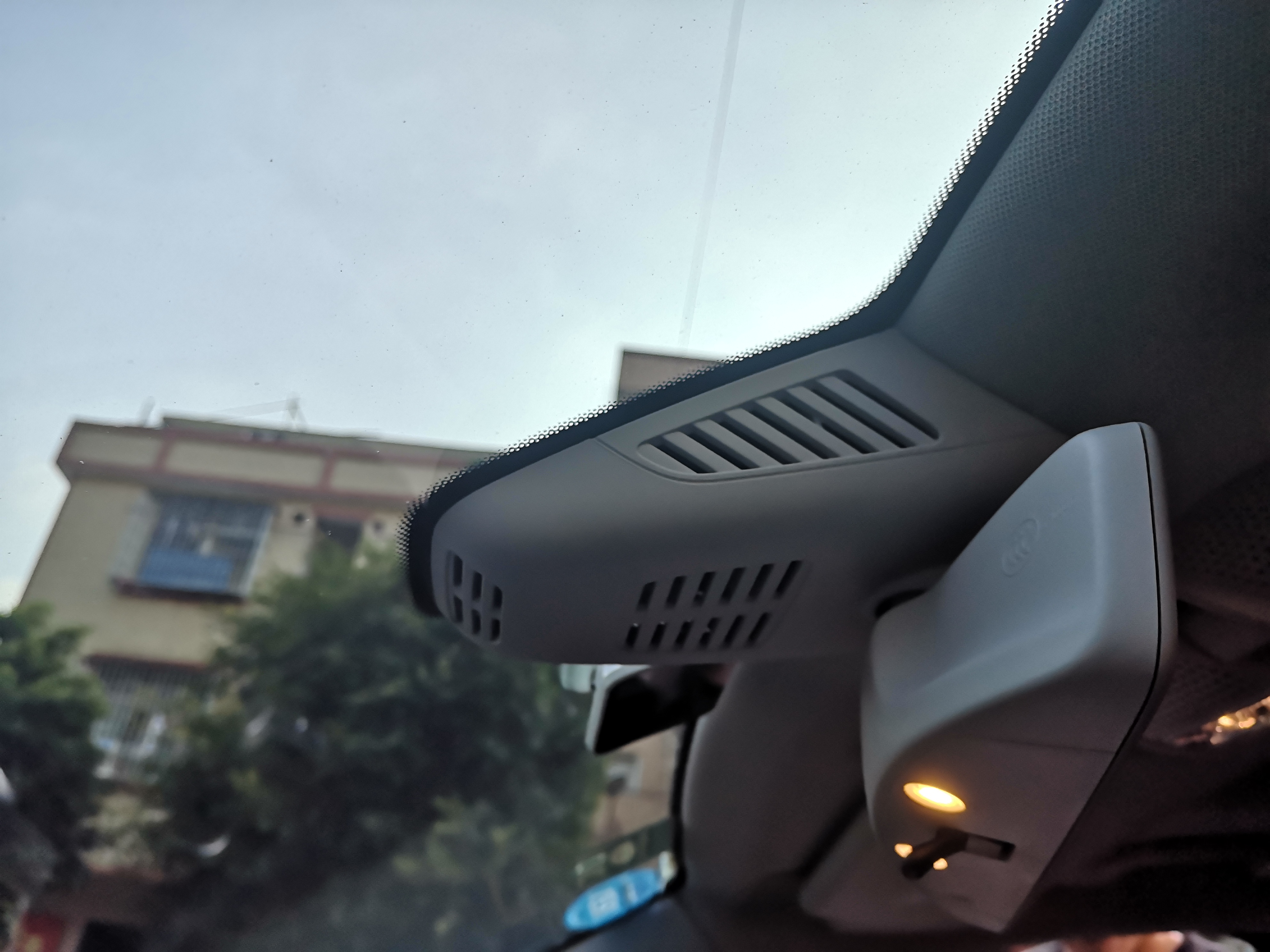 我的立标大C无损安装智看专用隐藏式记录仪过程分享