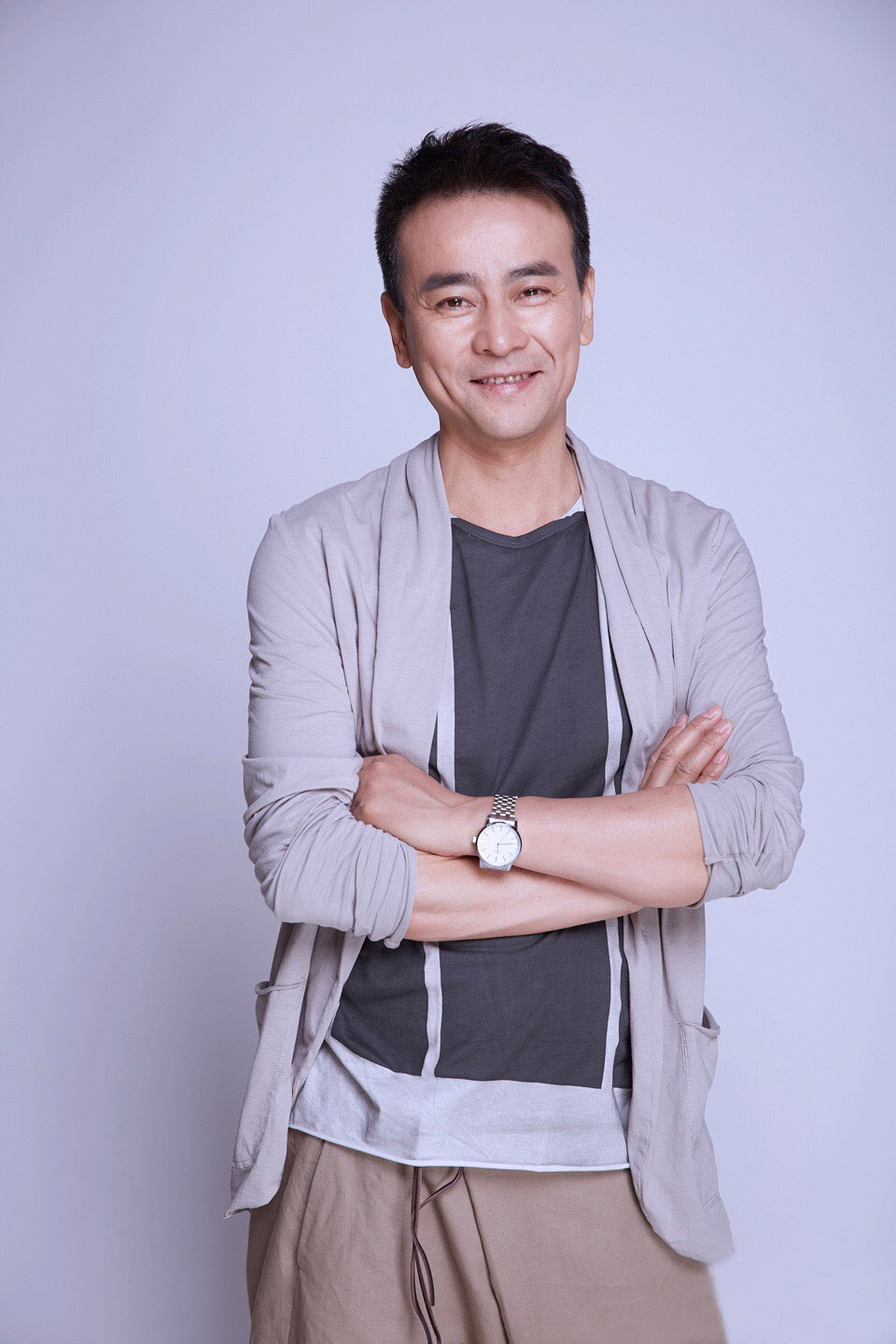 演员罗钢有几次婚姻,演员罗钢的老婆