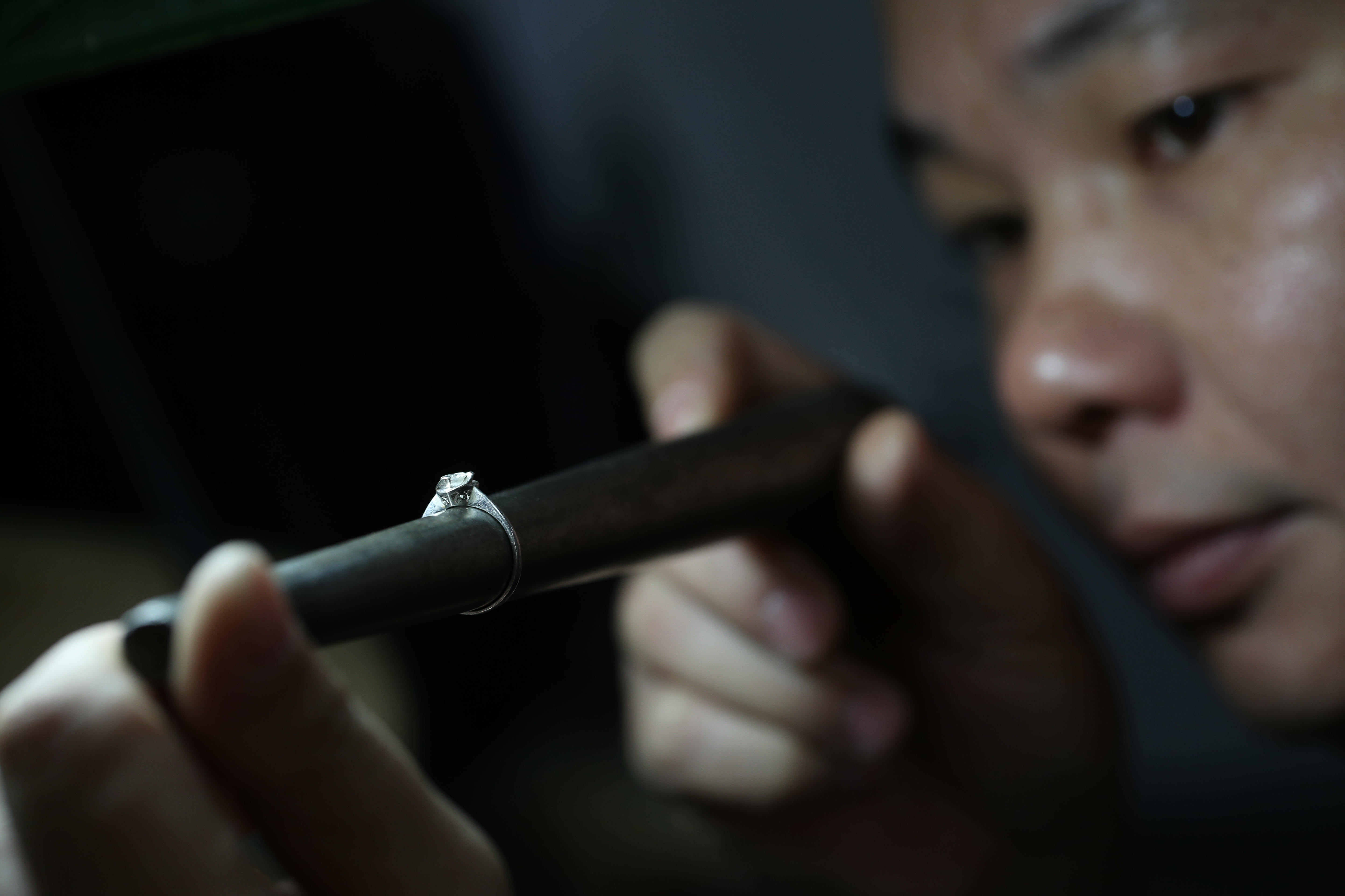 戒指改小尺寸去哪里改,戒指改小去哪里改