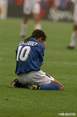 足球场上的遗憾解说,足球赛场上的遗憾