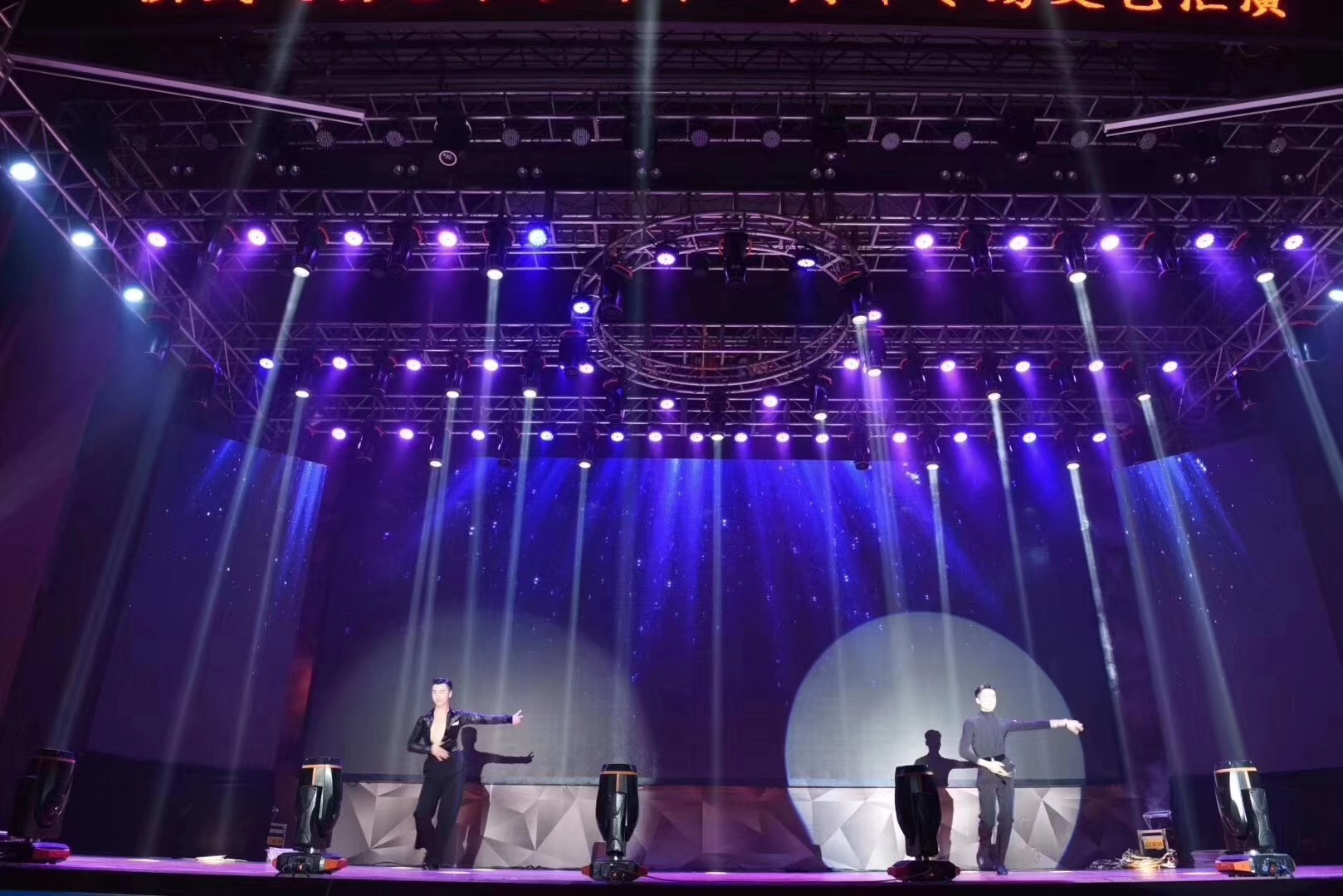 深圳舞台搭建费用明细,深圳舞台制作