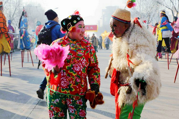 多国狂欢,国人的狂欢盛宴