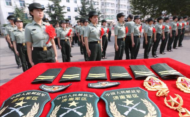 本科大二去当兵还能考军校吗,大专毕业去当兵有什么好的选择吗