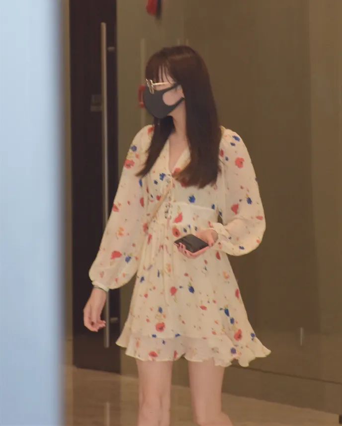 宣璐碎花连衣裙,宣璐连衣裙穿搭