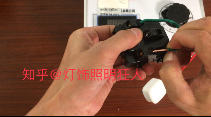 开关插座各品牌测评,开关插座十大名牌哪款性价比高