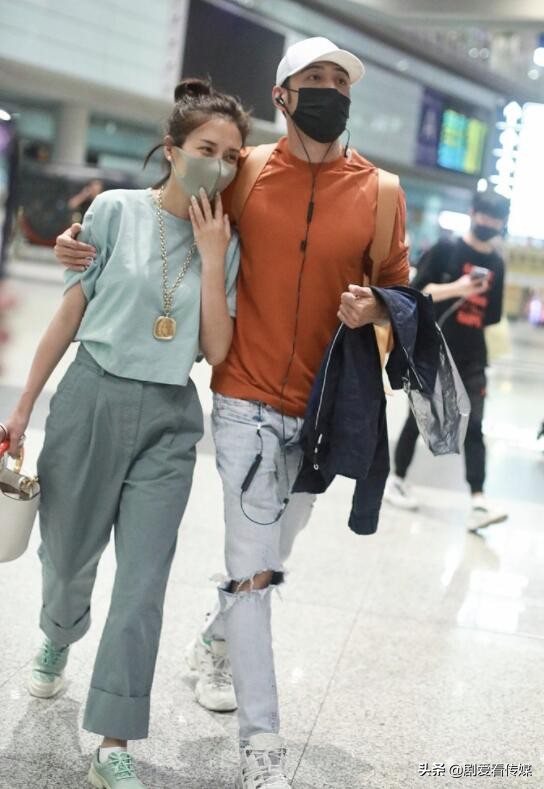 杨烁王黎雯节目上秀恩爱,杨烁王黎雯秀恩爱视频