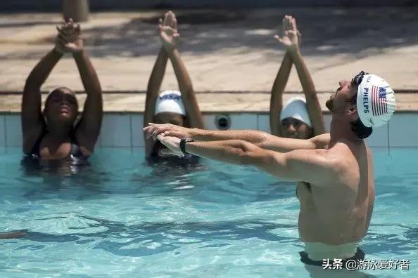 游完泳喝酒腰疼,游完泳腰疼和手臂疼是怎么回事