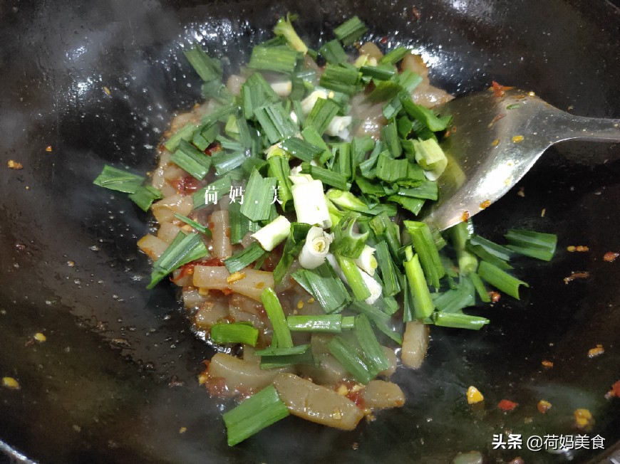 看一下魔芋豆腐怎么做来吃的教程,魔芋豆腐怎么做好吃又简单