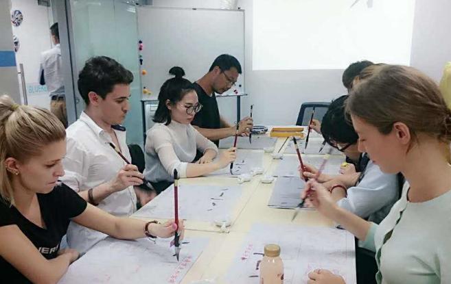 国外中文试卷火了,美国学生中文试卷走红