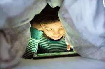 爱上了一个小混混,我爱上一个混混