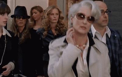 重庆回收普拉达包包,成都普拉达包包回收