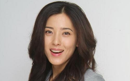 美人如文章，给明星美人评分，莫妮卡严屹宽，曾黎，孙艺珍