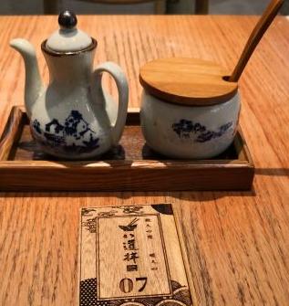 开一家50平米的面馆一天赚多少钱,开一家面馆的经营模式