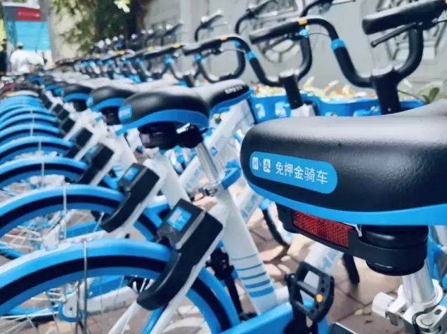 90后整牙破产,90后因为吃喝玩乐负债3万