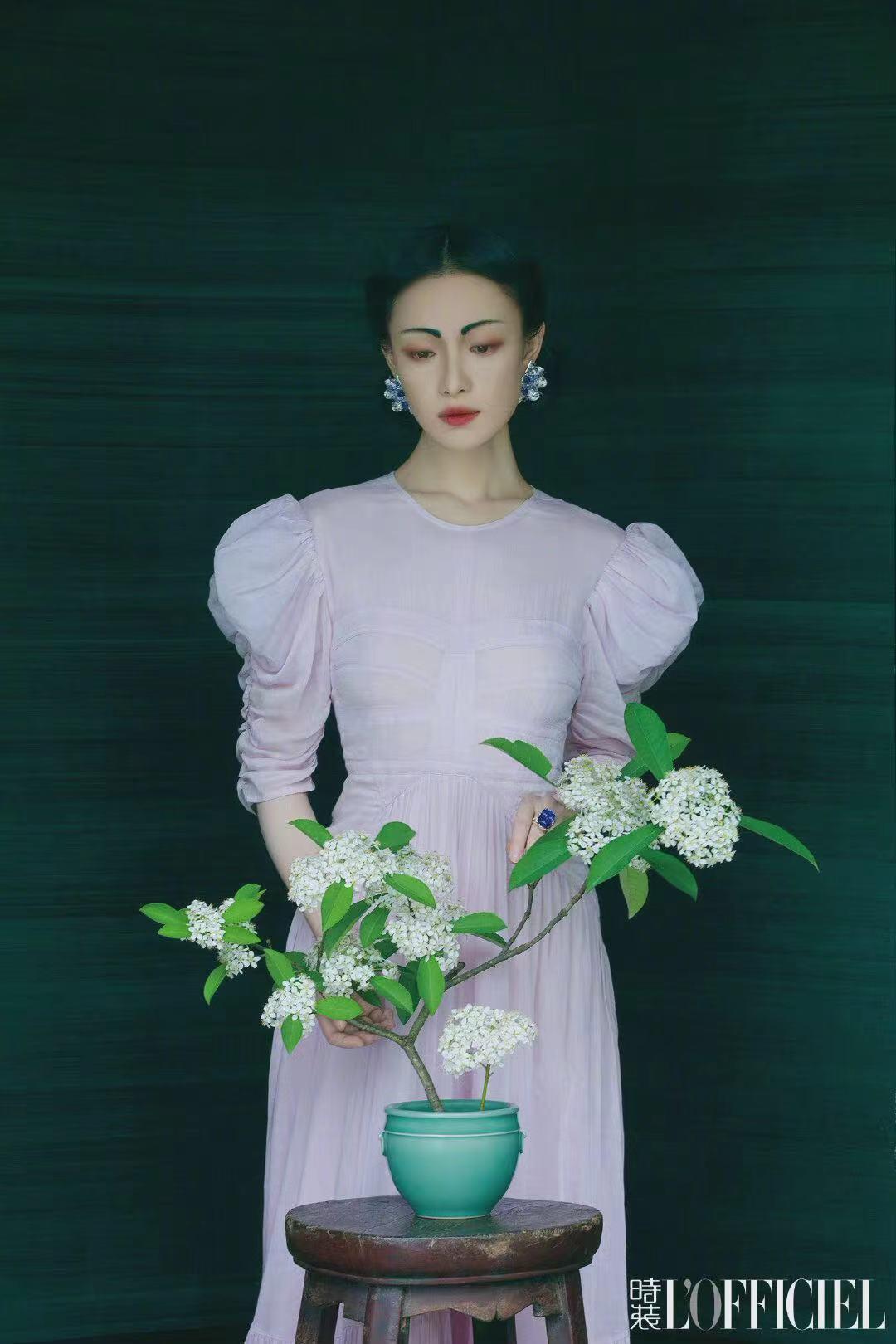 倪妮水墨眉画法,倪妮水墨眉