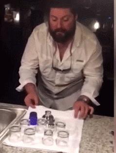 有口子就是发工资，“黑户村”全民撸贷的硬核朋克