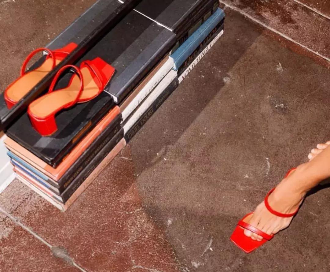 无论爆款还是小众，有这份凉鞋清单就够了