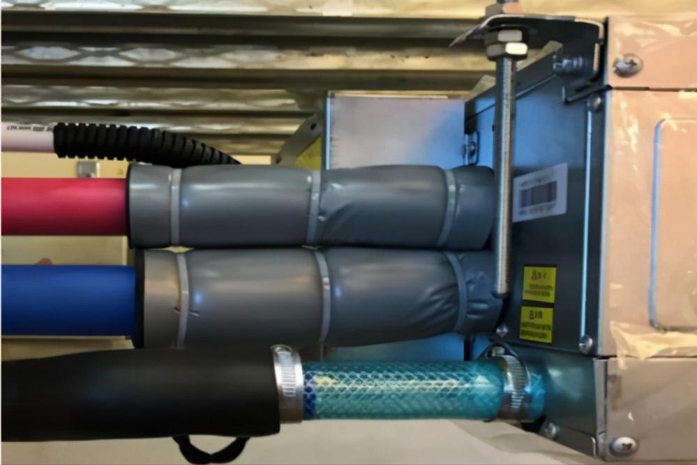 空调吹出来的风有异味怎么办,没开空调空调却有异味