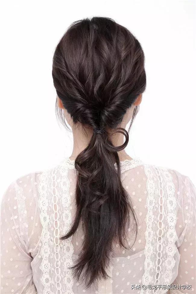 日系长发卷发盘发教程,长发怎么扎好看日系盘发