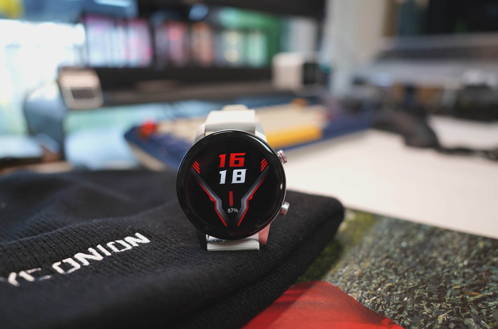 努比亚红魔手表优缺点,努比亚红魔手表精钢版