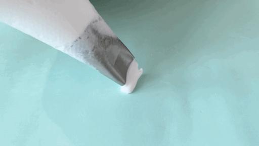 向日葵裱花手法教程简单易学,裱花的七种基础手法教程