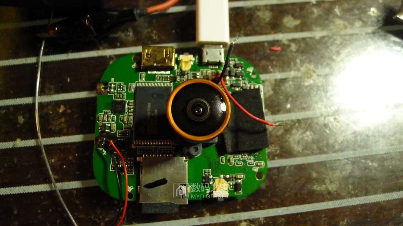 PAPAGO行车记录仪GoSafe535拆解，电源接反故障维修及思路分享