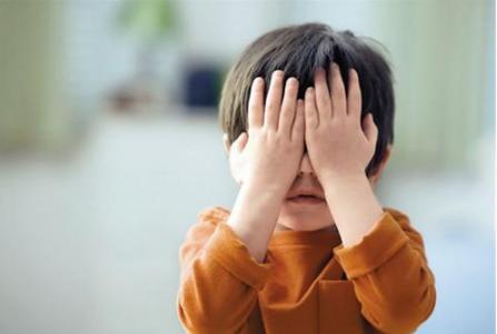 小孩把石灰弄到眼睛里了怎么办,3岁儿童眼睛误入石灰