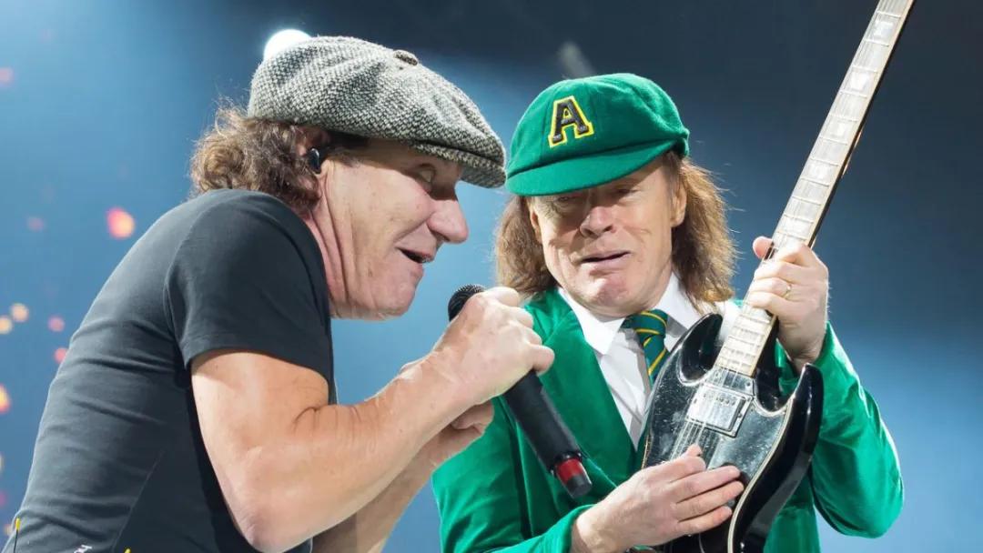 acdc吉他手签名款吉他,acdc最骚气的吉他手