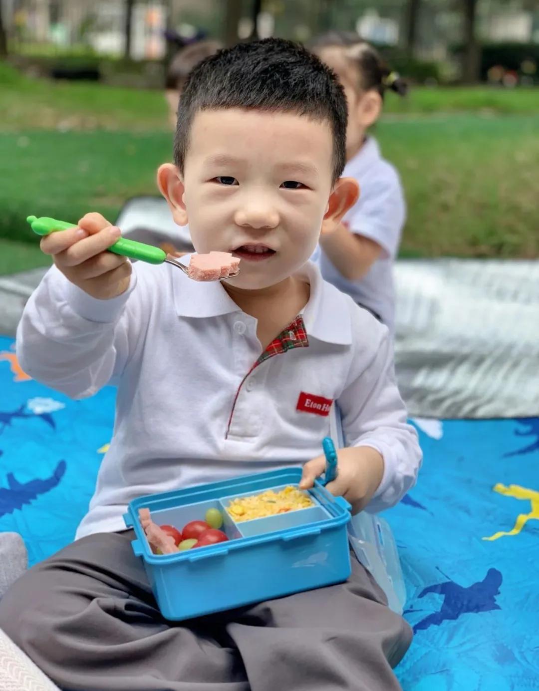 伊顿校园|节约可以这么酷,谁才是真正的“光盘侠”