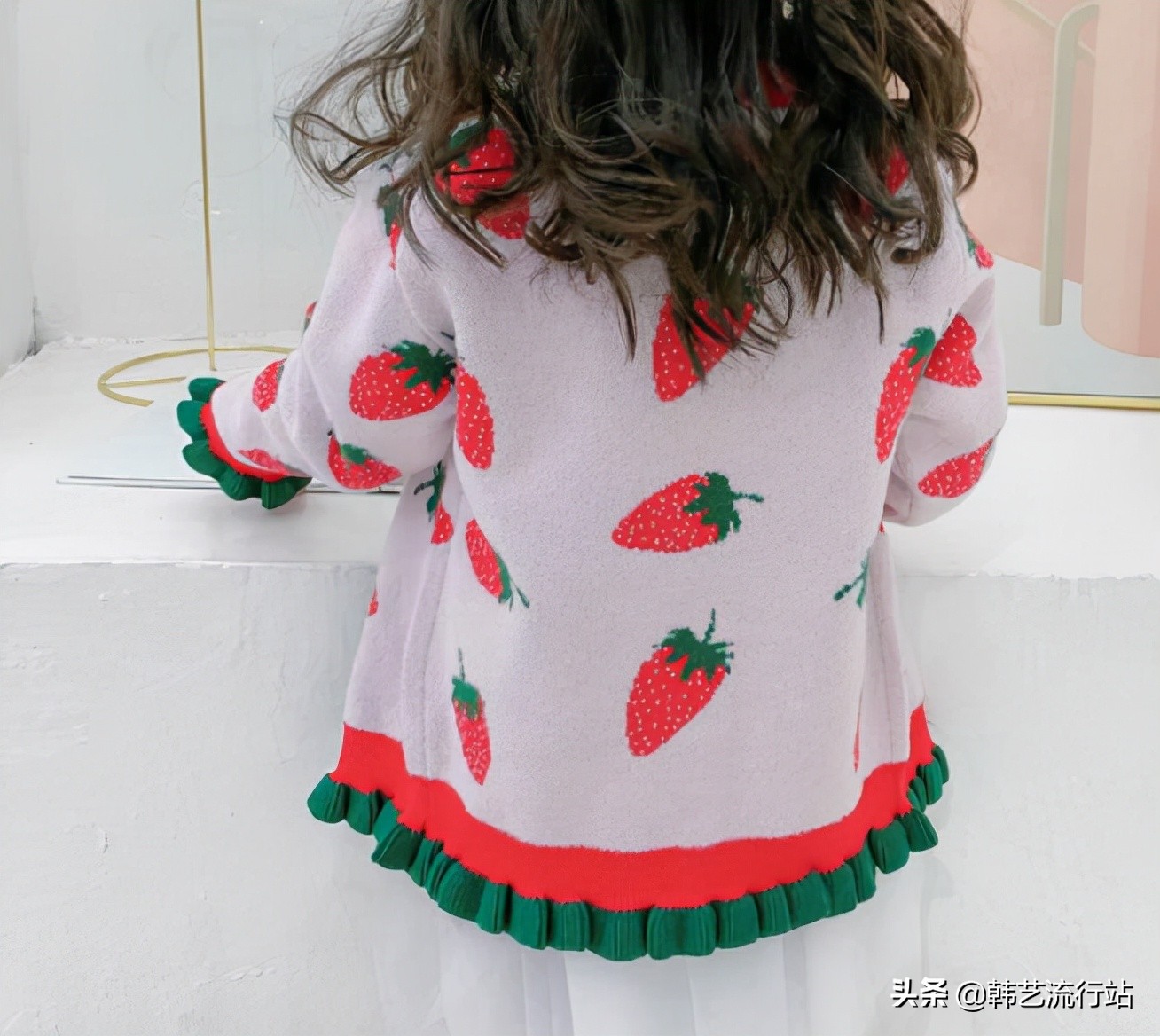 韩版毛线童装怎么搭配好看,童装韩版新款爆款品牌有哪些