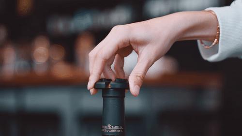 喝红酒醒酒好慢,春节一定用到的开红酒妙招