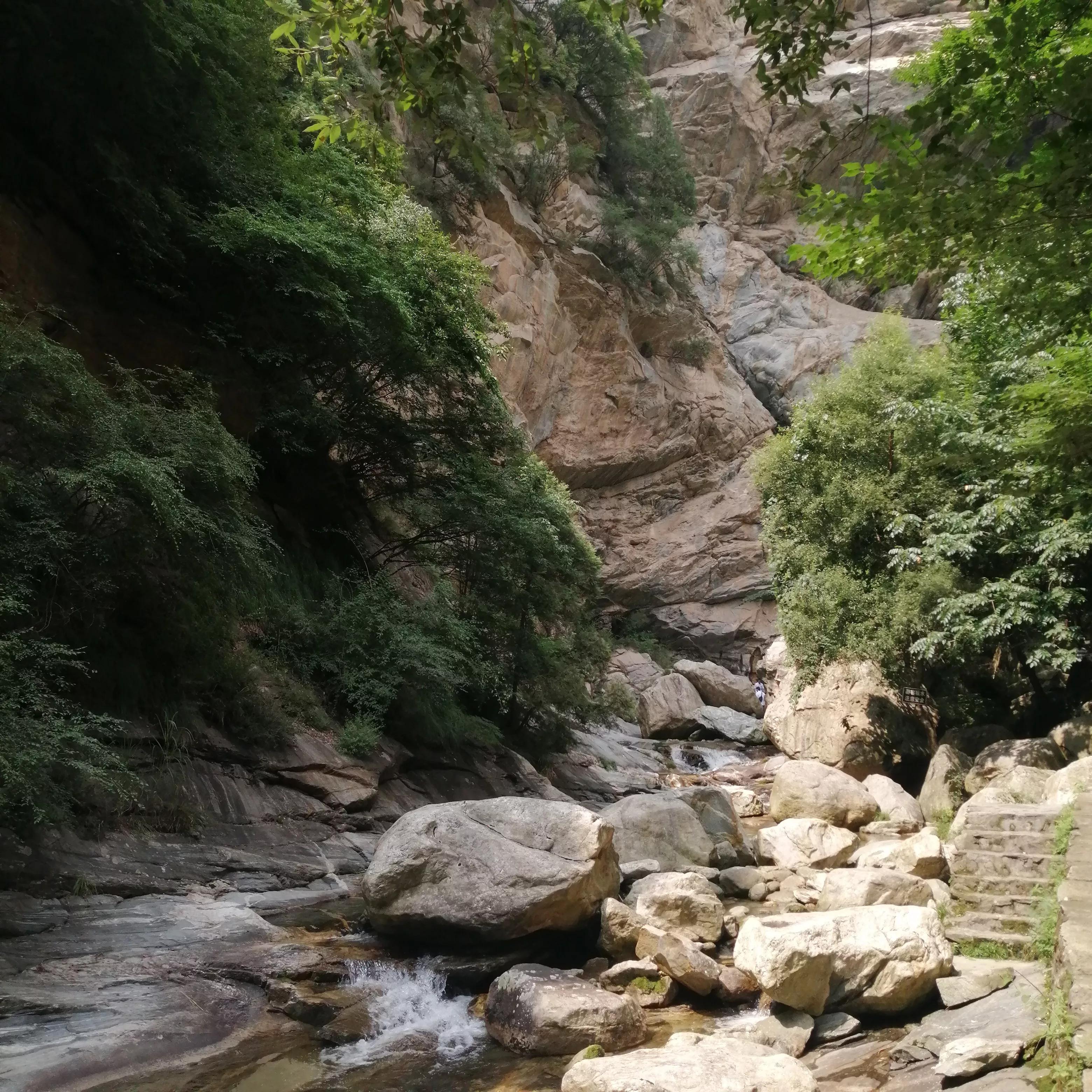 少华山森林公园门票免费吗,少华山森林公园徒步好去处