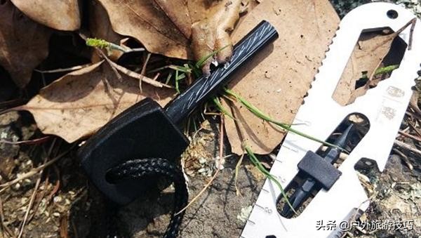 荒野求生手册:怎么制作一个户外求生宝盒edc,具体用法讲解