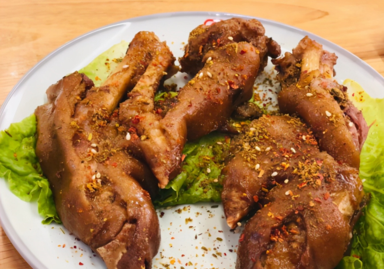 90后小夫妻卖猪蹄,大学生卖猪蹄赚百万