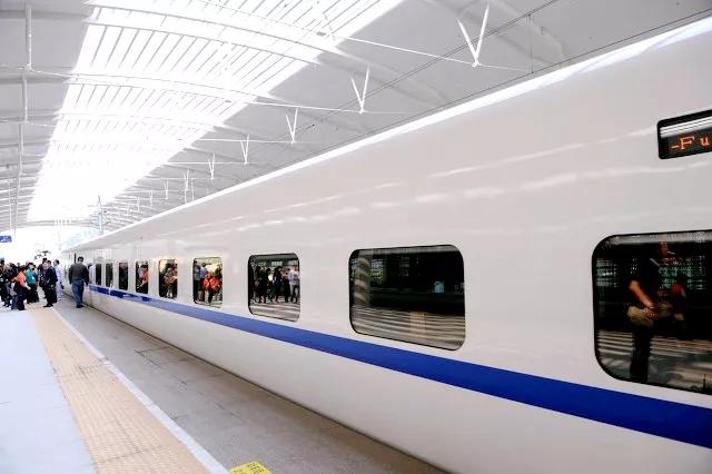 高铁没有上车还能退车票吗,高铁晚点了车票还能退吗