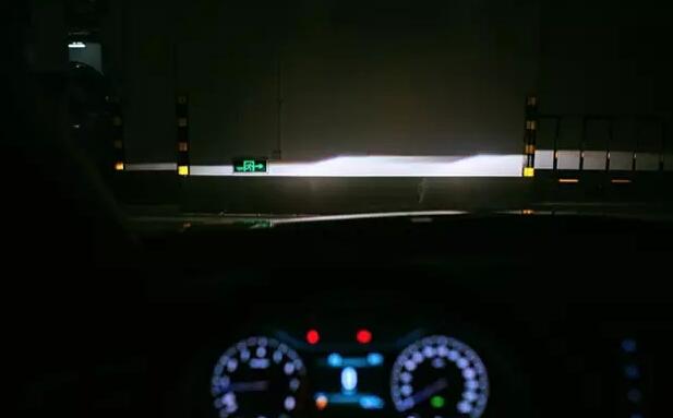 车内氛围灯不影响驾驶吗,车上的警示灯都有哪些