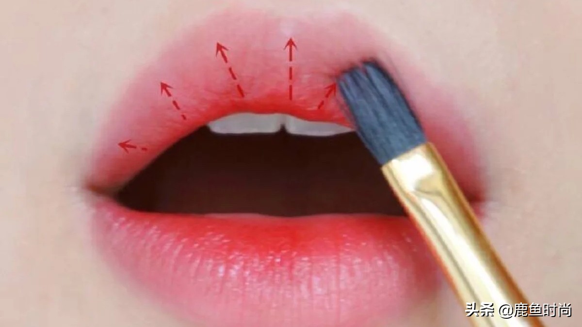 只用口红如何画好口红,适合新手的口红画法