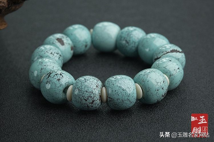 什么样的手串适合男人戴,男人比较适合戴什么手串