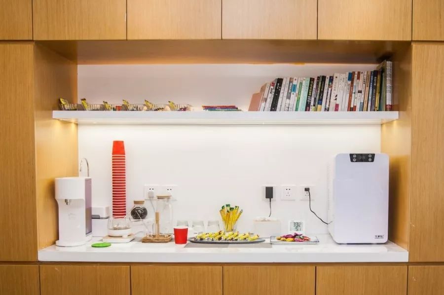 288切边太阳镜免费送,300元镜框免费送镜片5折