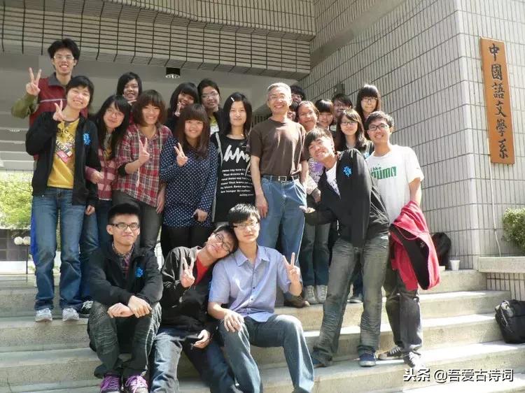 武汉网红女教授,武汉网红教授讲课